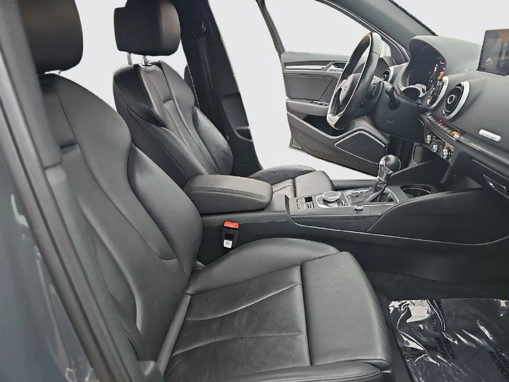 Used 2017 Gray Audi 1.4T Premium image 10
