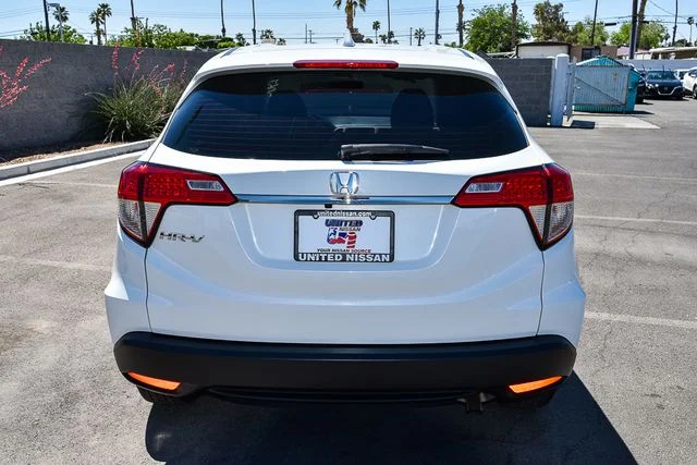 Used 2020 White Honda LX image 4