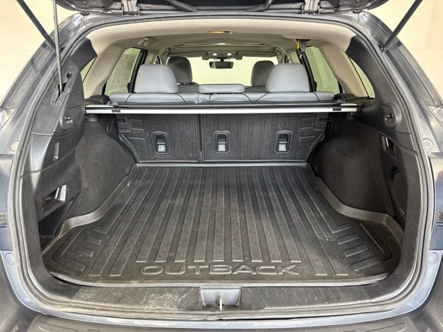 Used 2018 Gray Subaru 2.5i image 21