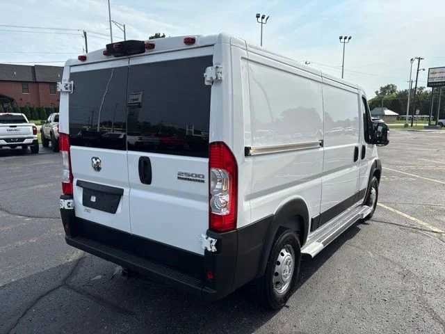 Used 2023 White Ram Base image 7