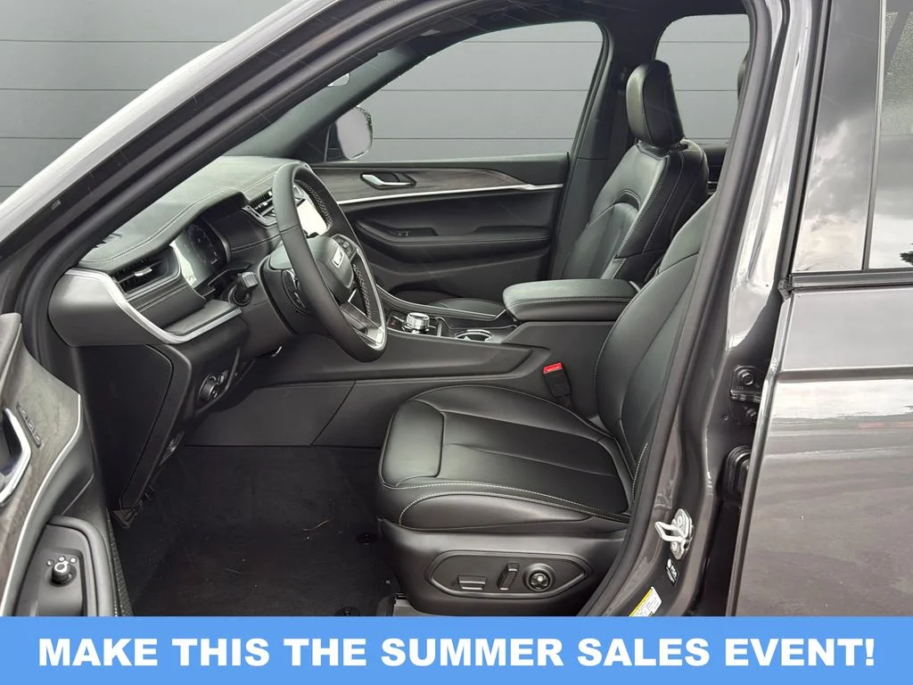 2025 Jeep Grand Cherokee L Limited - Photo 23