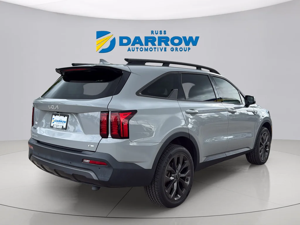 Used 2023 Wolf Gray Kia X-Line EX image 5