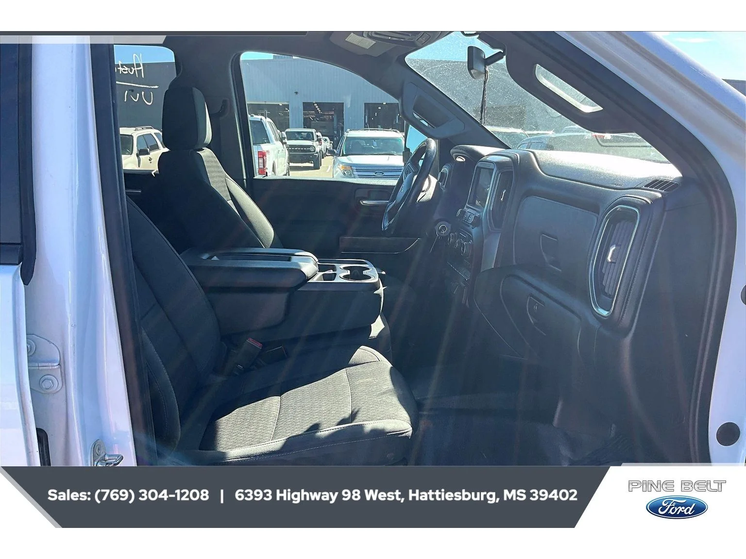Used 2021 Summit White Chevrolet LT image 6