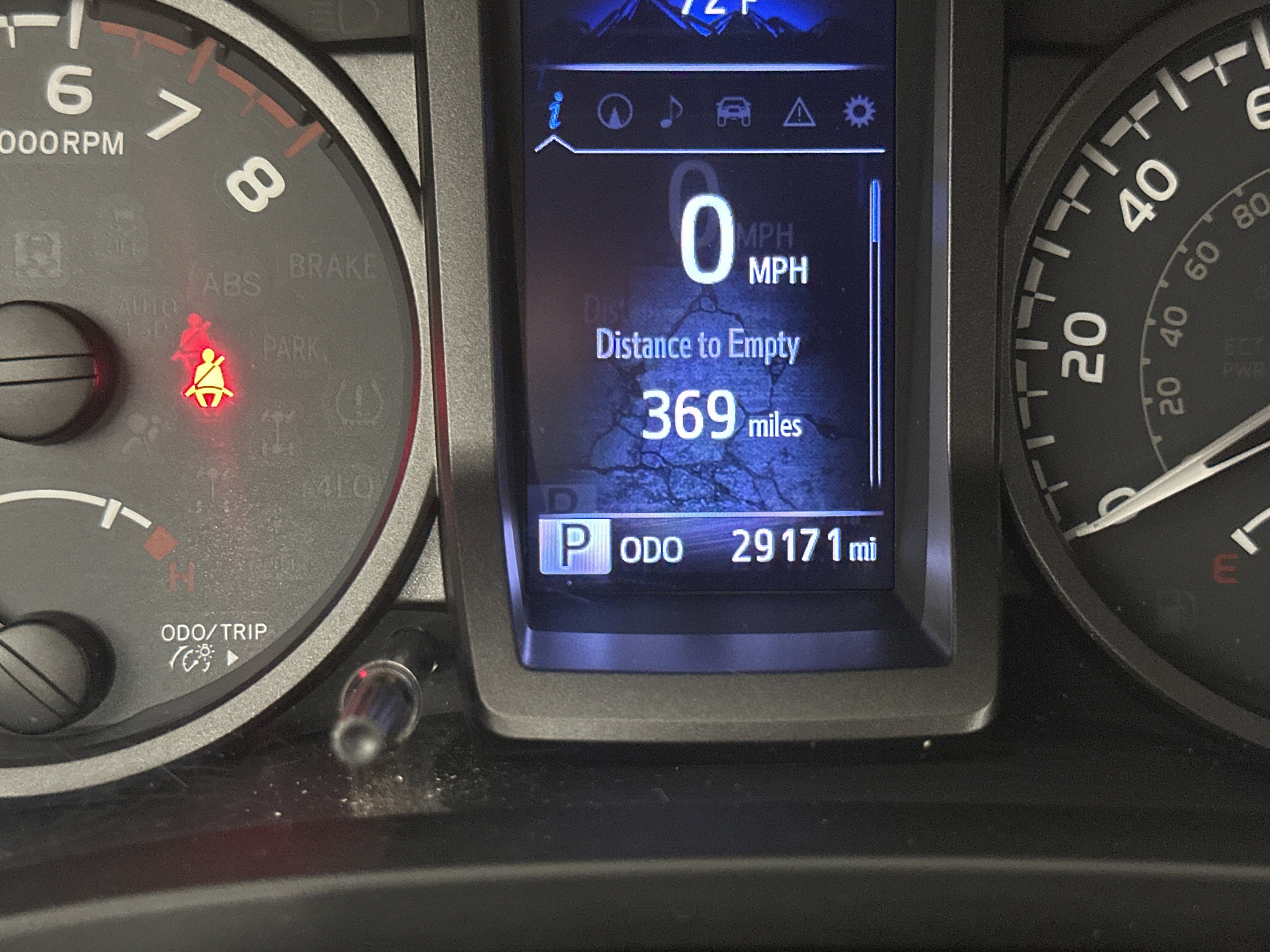 Used 2018  Toyota  image 13