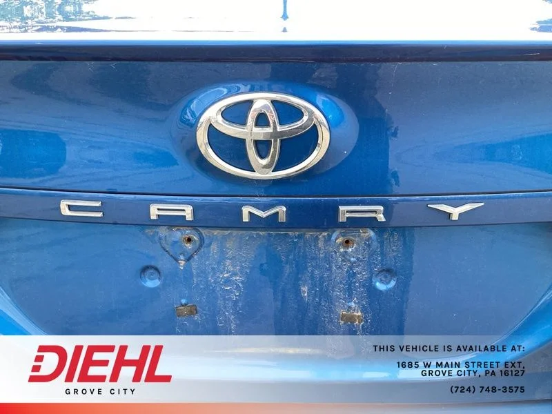 Used 2019 Blue Toyota SE image 10