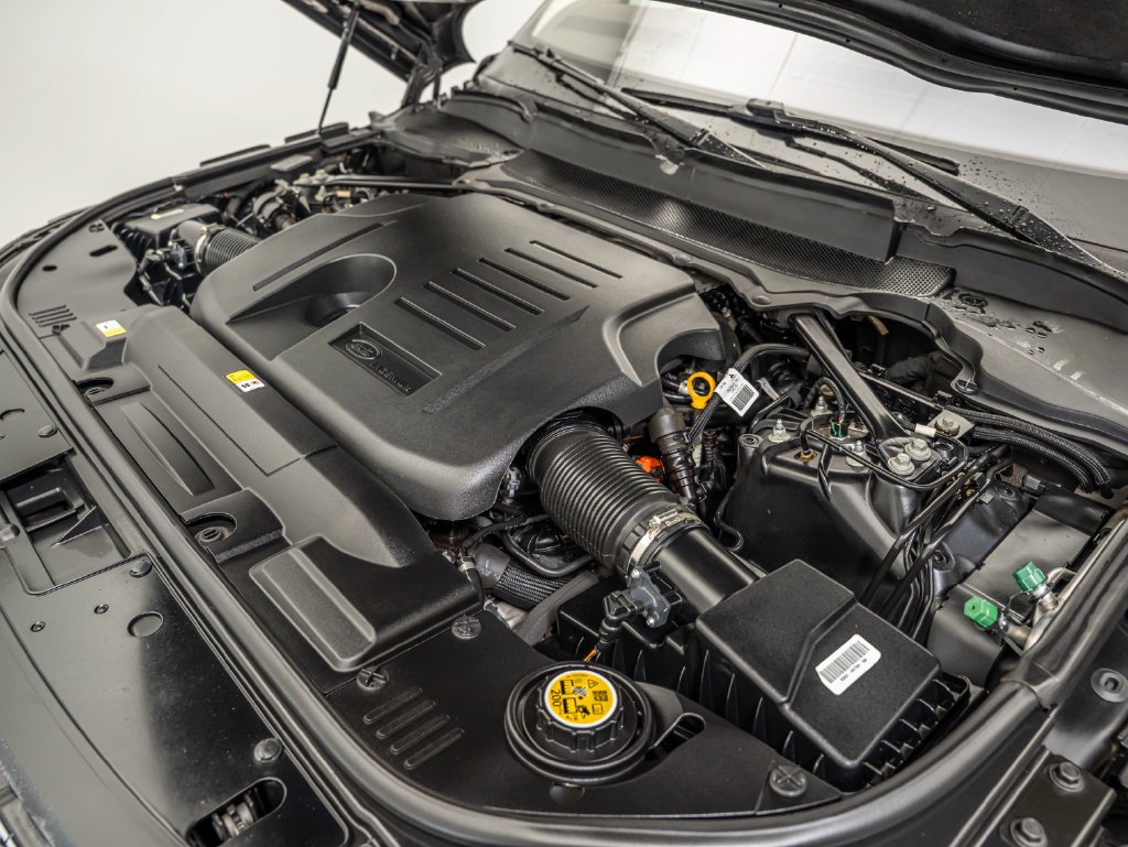 Used 2020 Black Land Rover HSE image 41