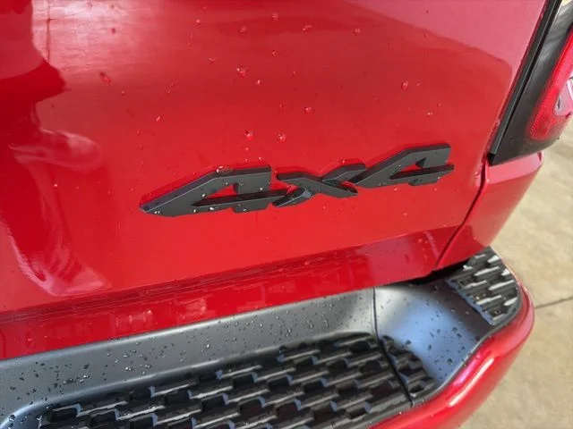 New 2026 Molten Red Pearl-Coat Exterior Paint RAM Laramie image 6