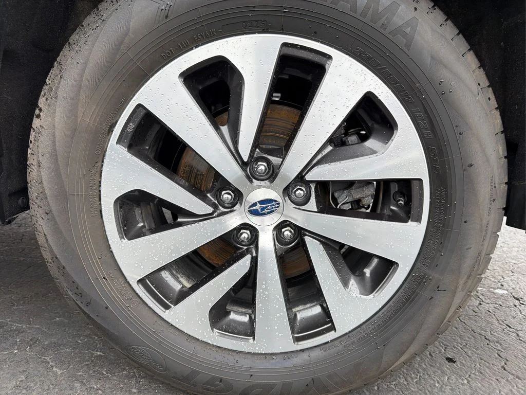 Used 2025 Crystal Black Silica Subaru Premium image 23