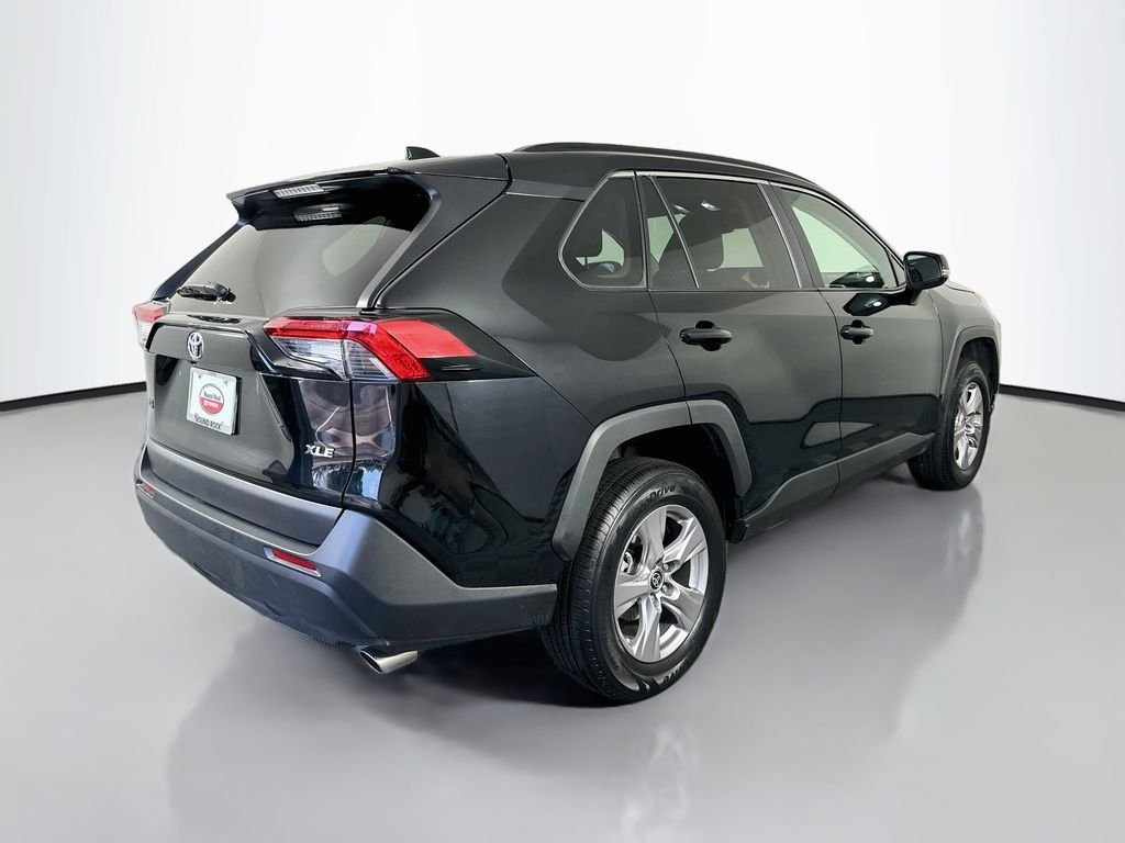 Used 2025 Black Toyota XLE image 5