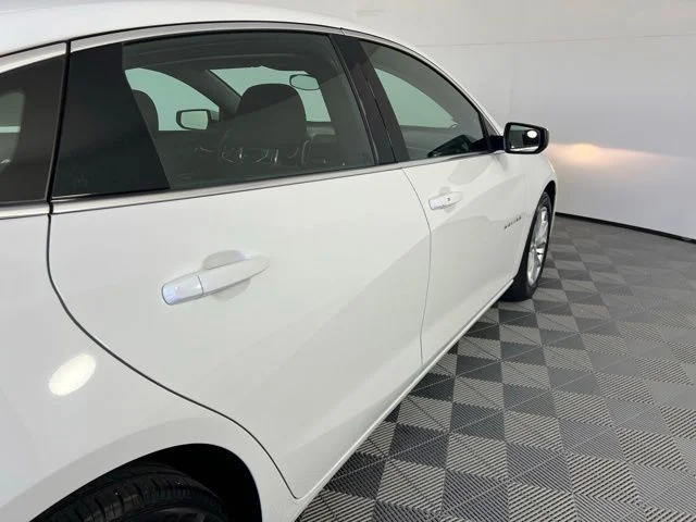 Used 2024 White Chevrolet LT image 8