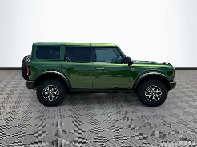 Used 2025 Green Ford Badlands image 4