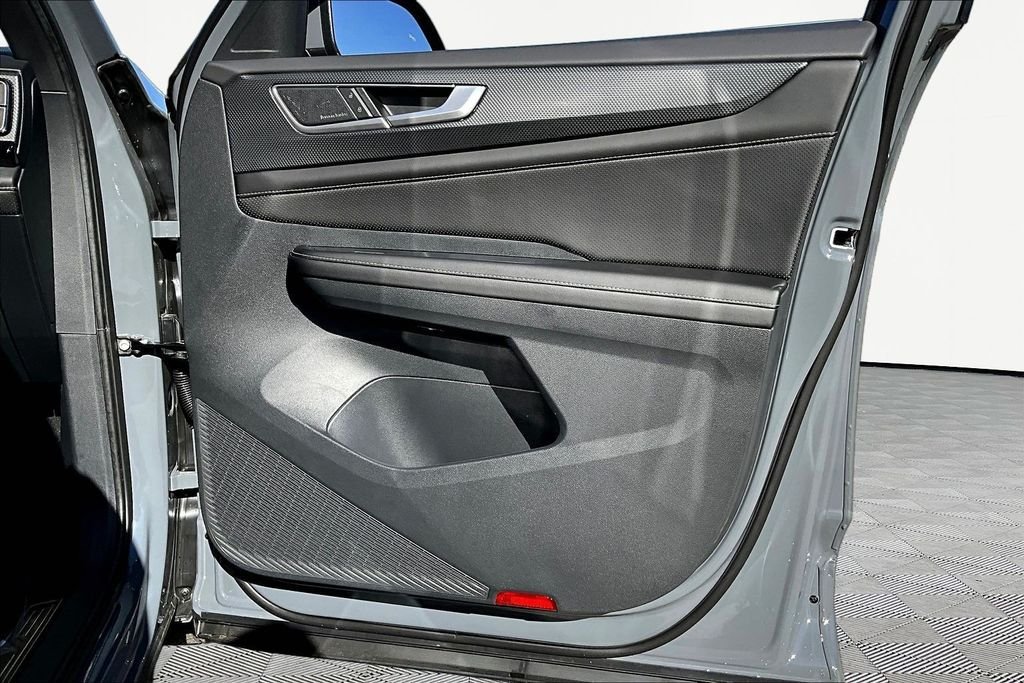 New 2026 Gray Volkswagen 2.0T SEL Premium R-Line image 30