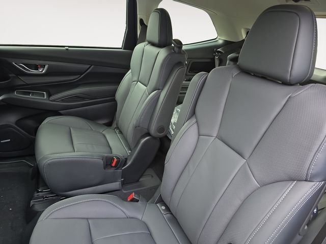 New 2026 SAPPHIRE BLUE PEARL Subaru Limited 7-Passenger image 13