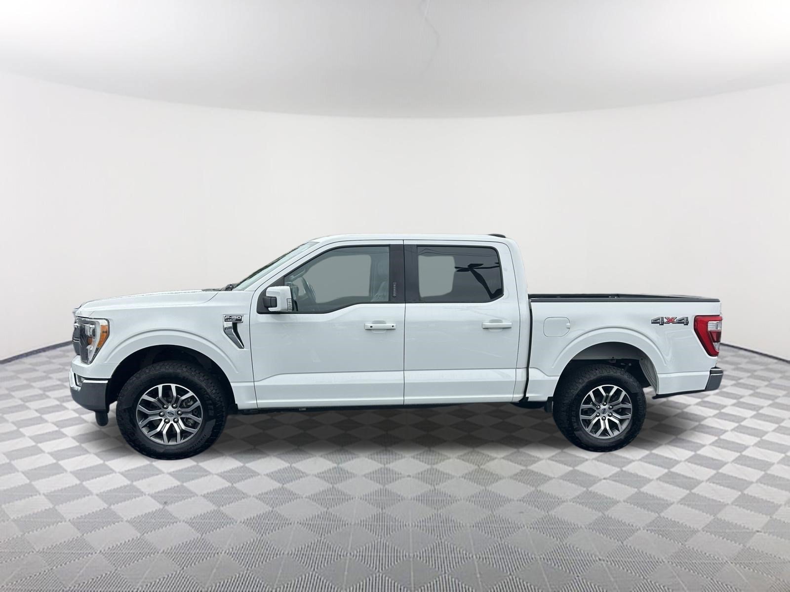 Used 2021 Oxford White Ford LARIAT image 8