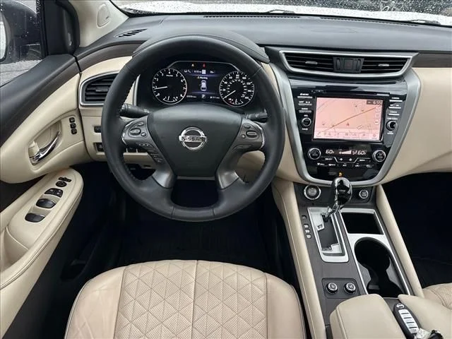 Used 2020 White Nissan Platinum image 15