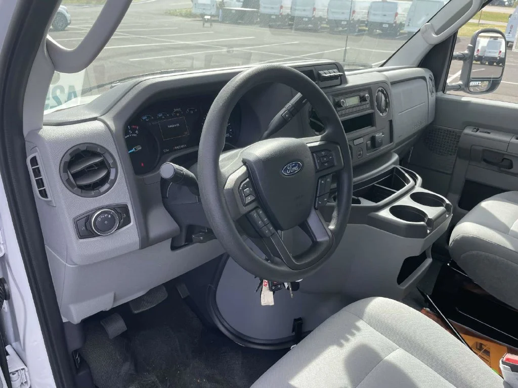 New 2027 White Ford Base image 11