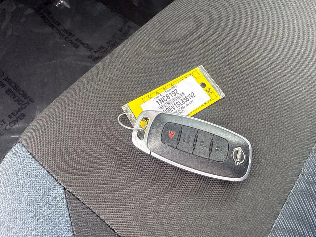 Used 2025 Silver Nissan 1.6 SV image 26