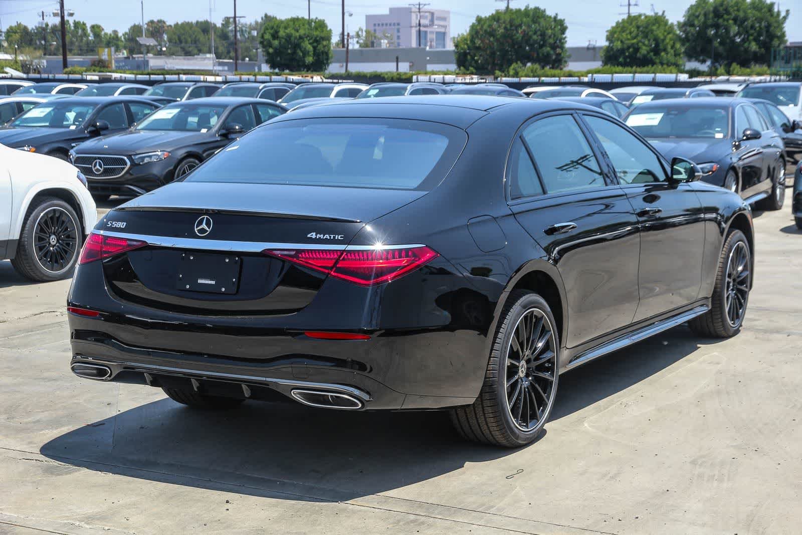 New 2026 Obsidian Black Metallic Mercedes-Benz S 580 image 4