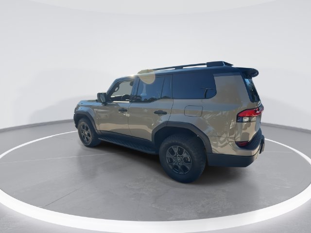 Certified Used 2024 EARTH (4Z1) / BLACK (202) Lexus 550 Overtrail+ image 6