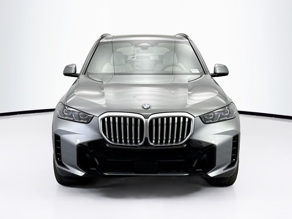 Used 2026 Gray Metallic BMW xDrive40i image 3
