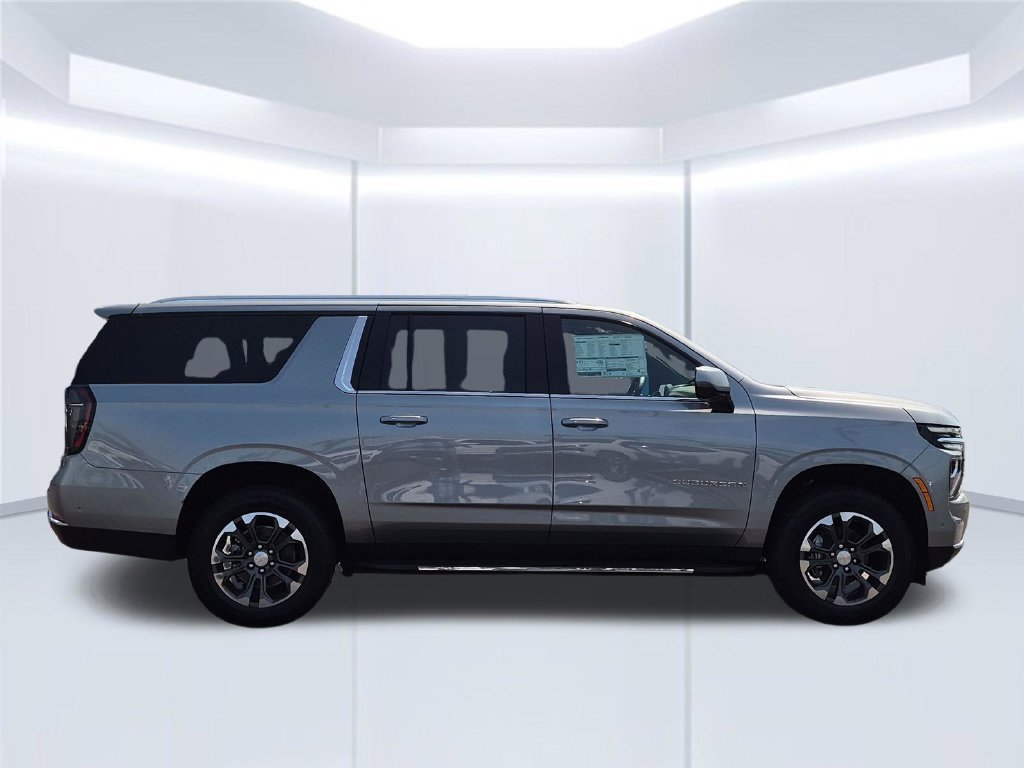 2026 Chevrolet Suburban LT - Photo 7