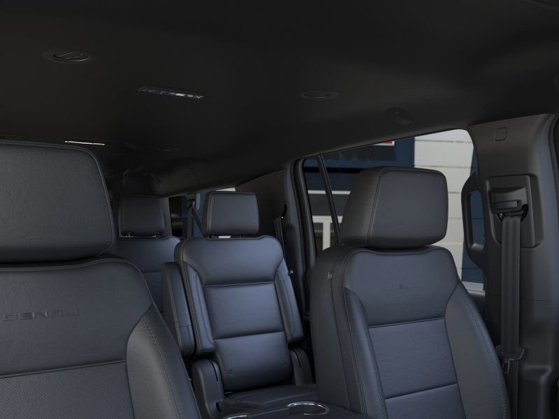2025 GMC Yukon XL Denali - Photo 24