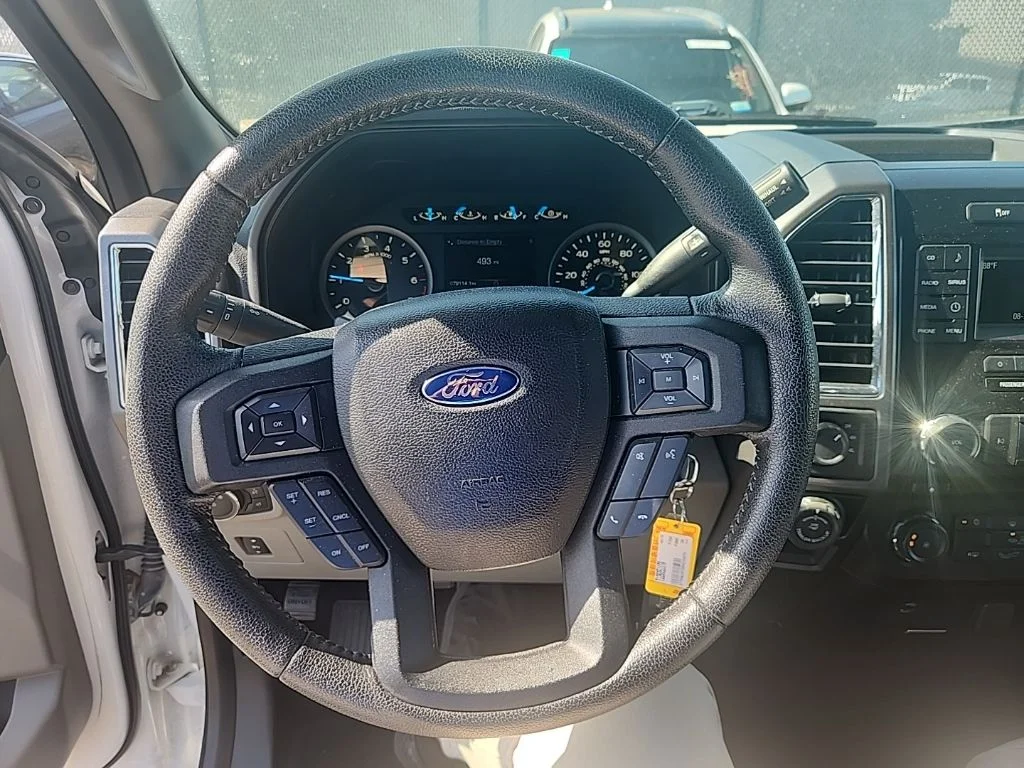 Used 2016 White Ford XLT image 22