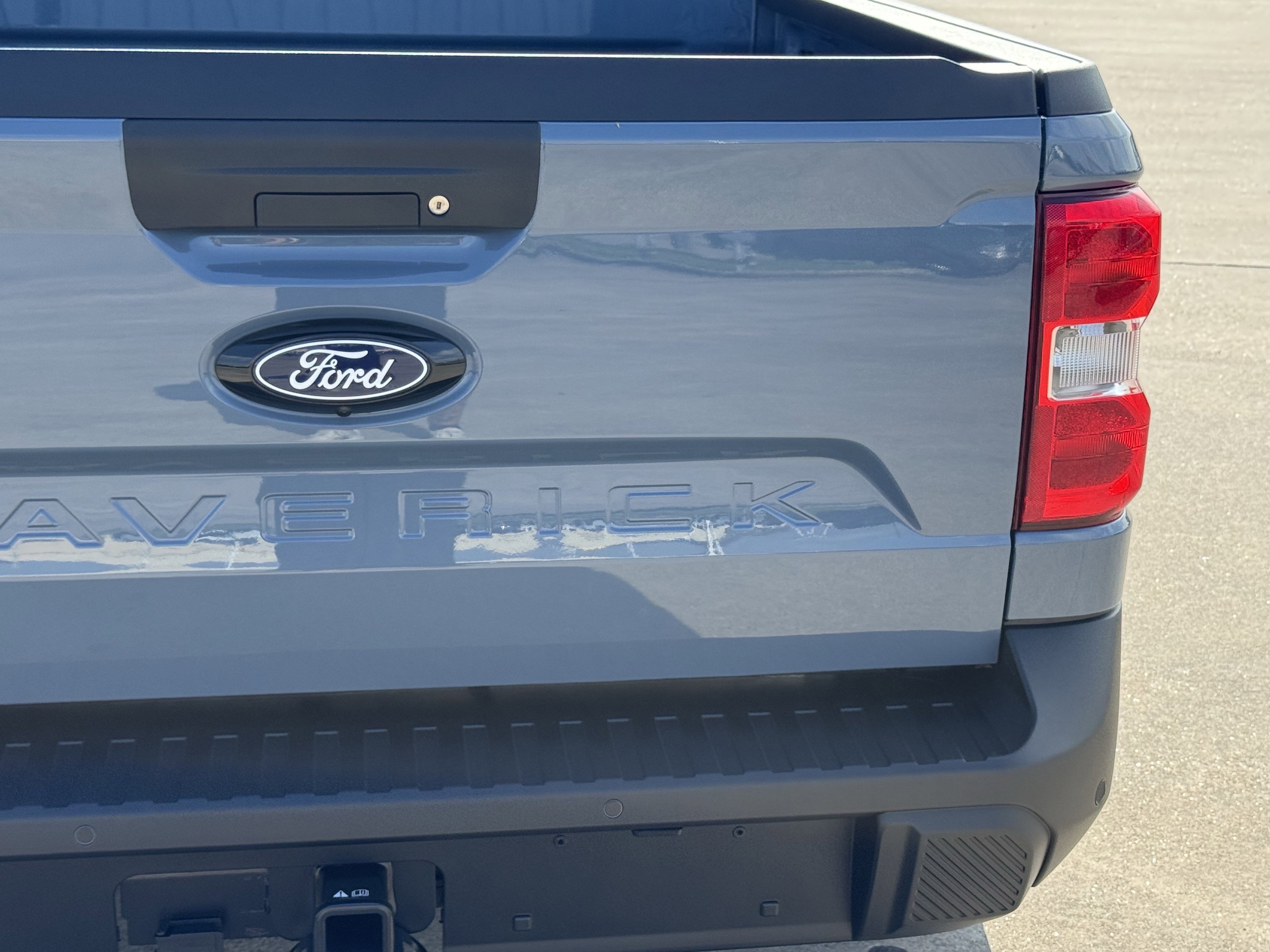 New 2026 Azure Gray Metallic Tri-Coat Ford XLT image 9