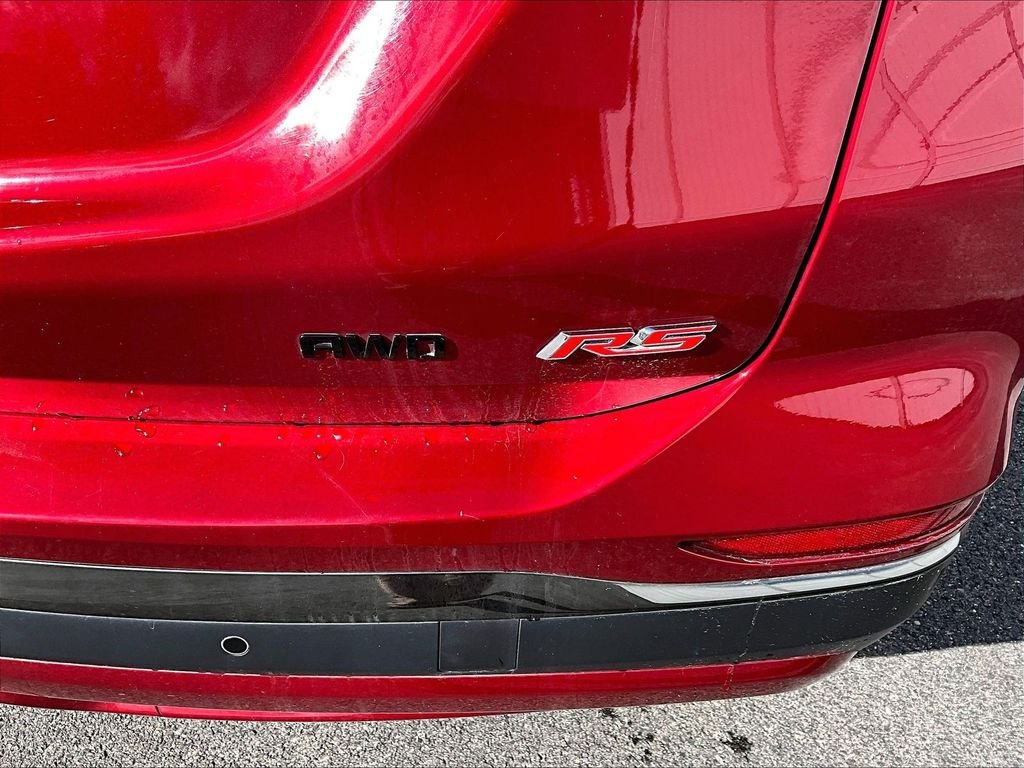 Used 2022 Cherry Red Tintcoat Chevrolet RS image 27