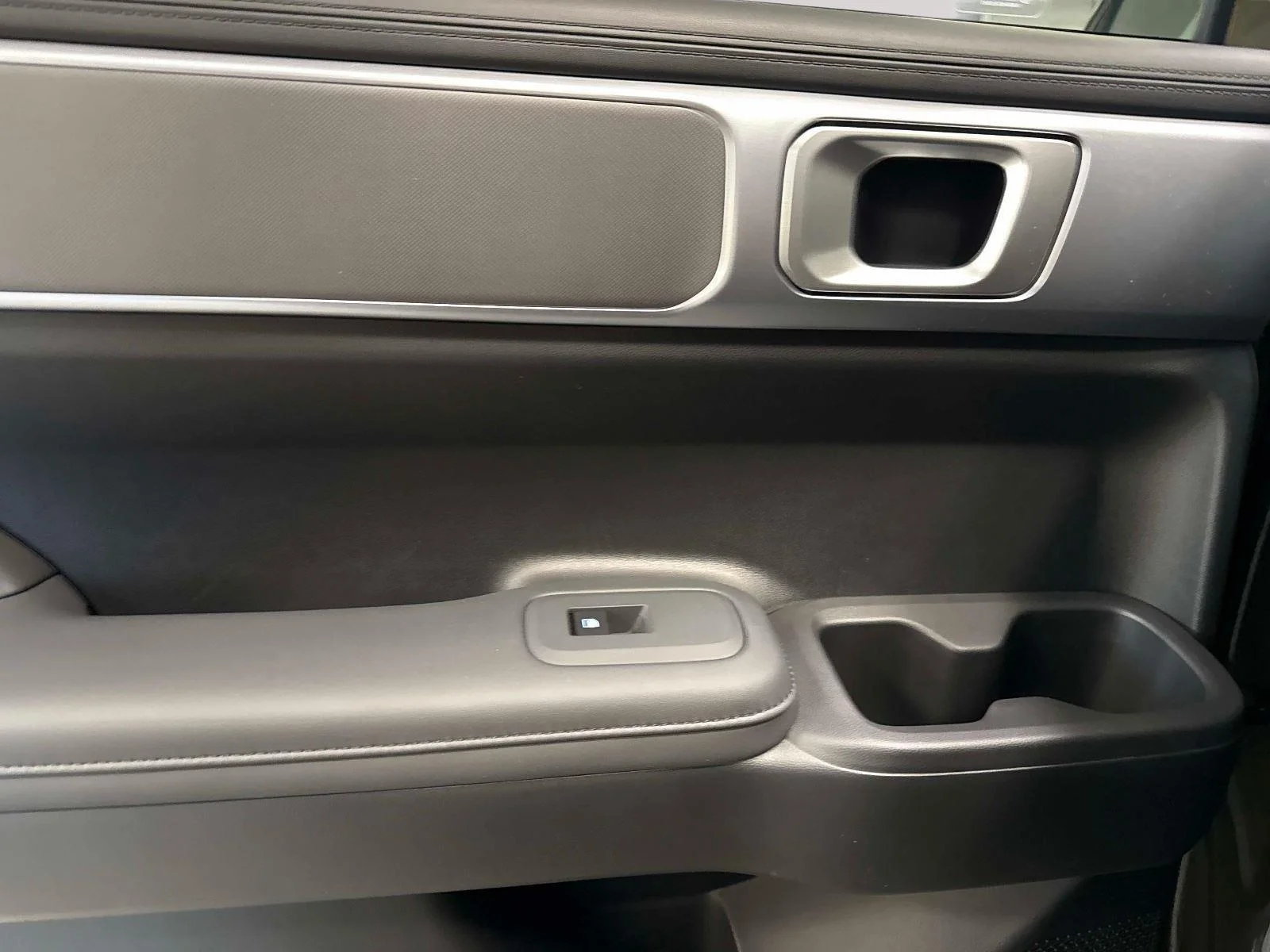 New 2026 Rockwood Green Hyundai SEL image 12