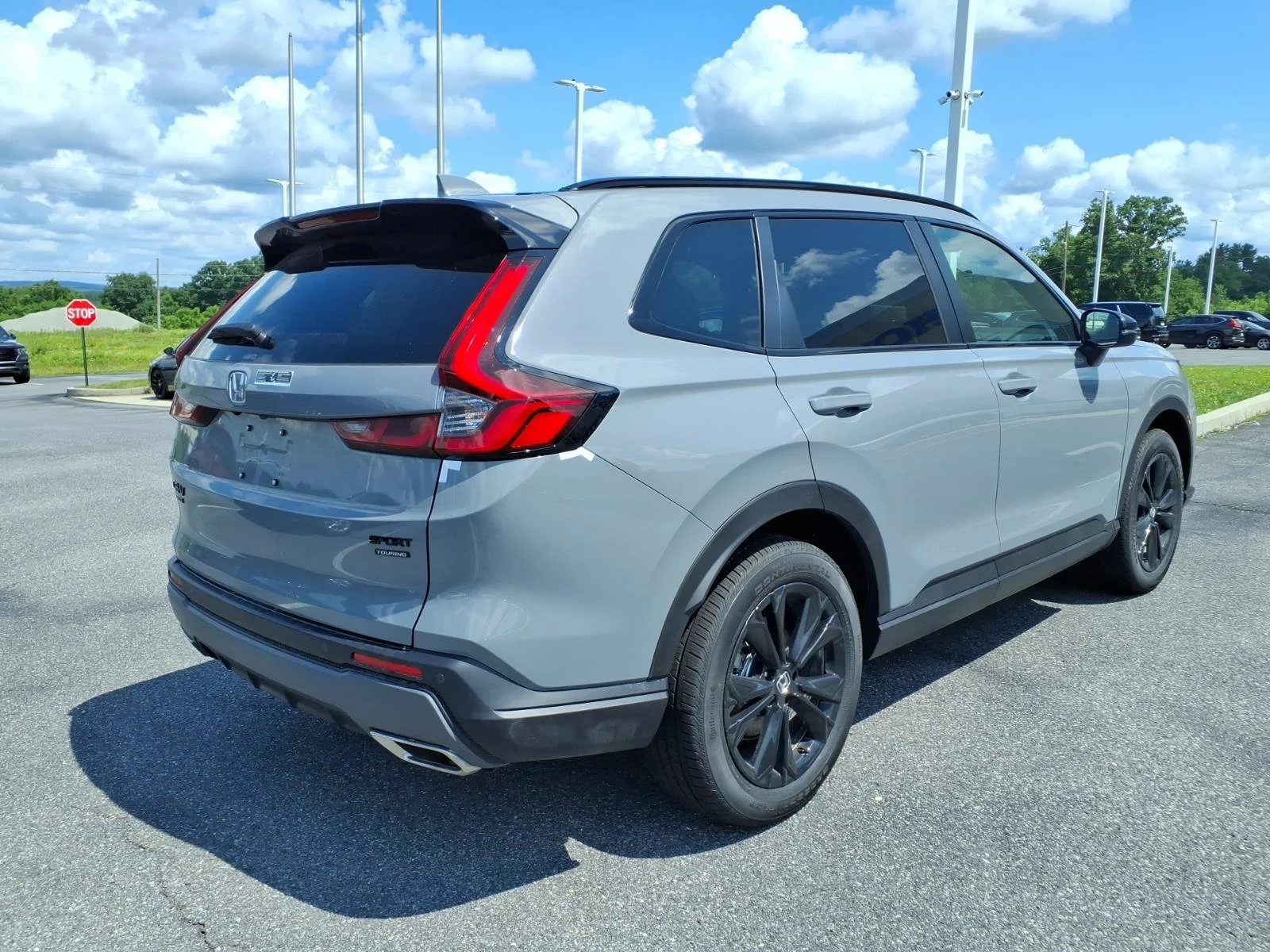 New 2026 URBAN GRAY PEARL Honda Sport Touring image 4