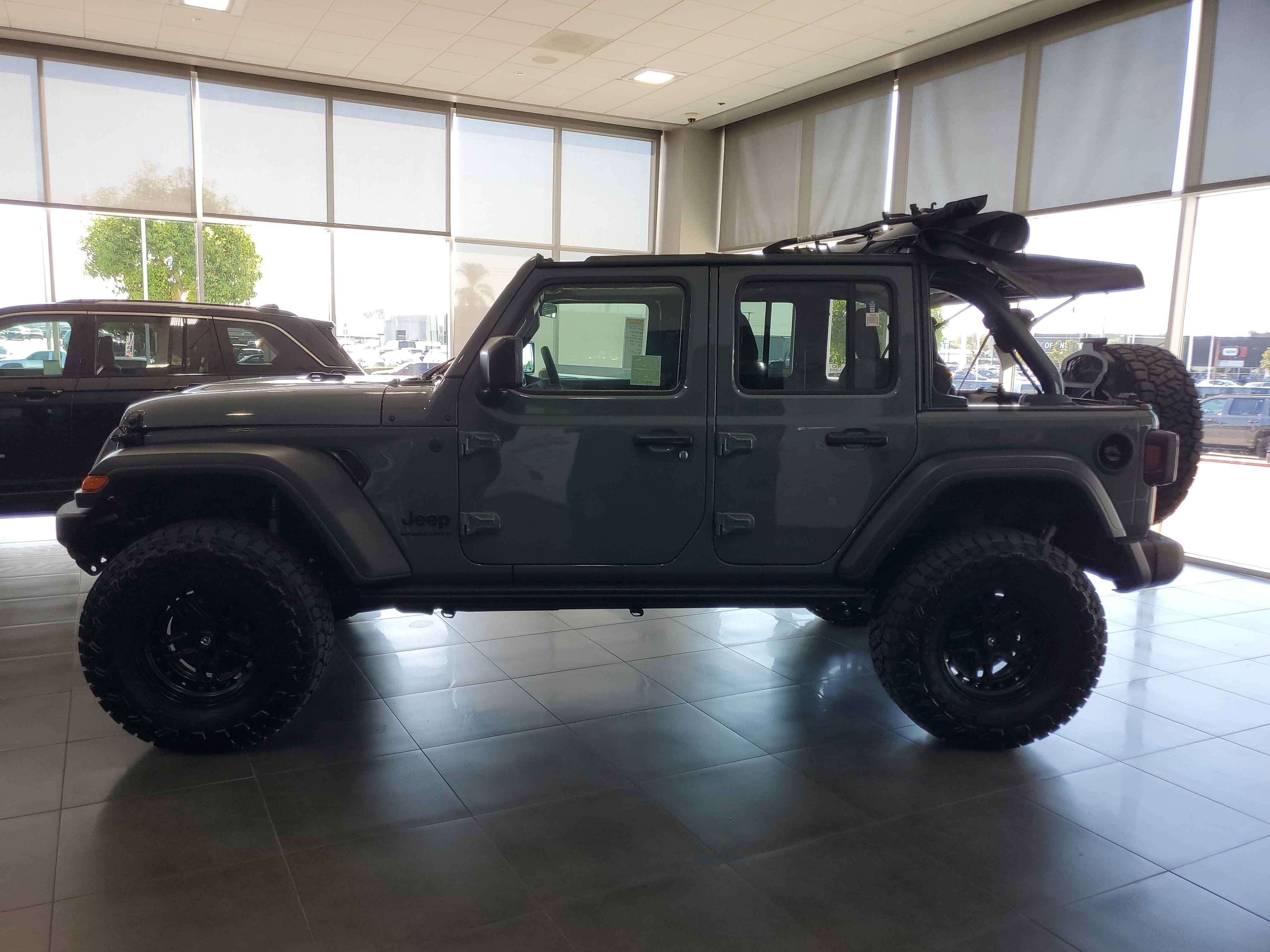 2025 Jeep Wrangler 4-Door Sport S - Photo 7