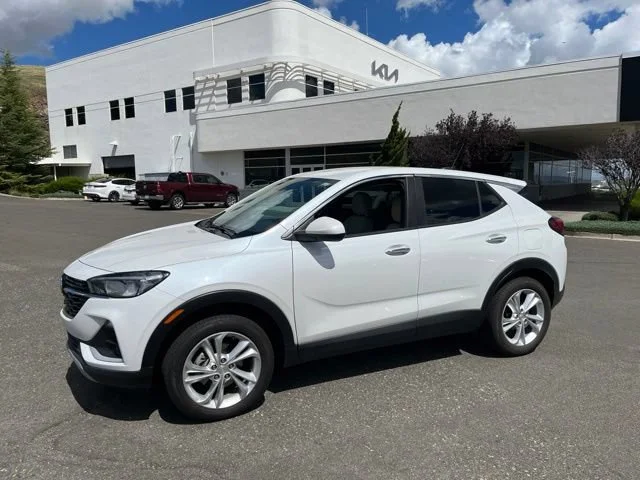 Used 2020 White Frost Tricoat Buick Preferred image 1