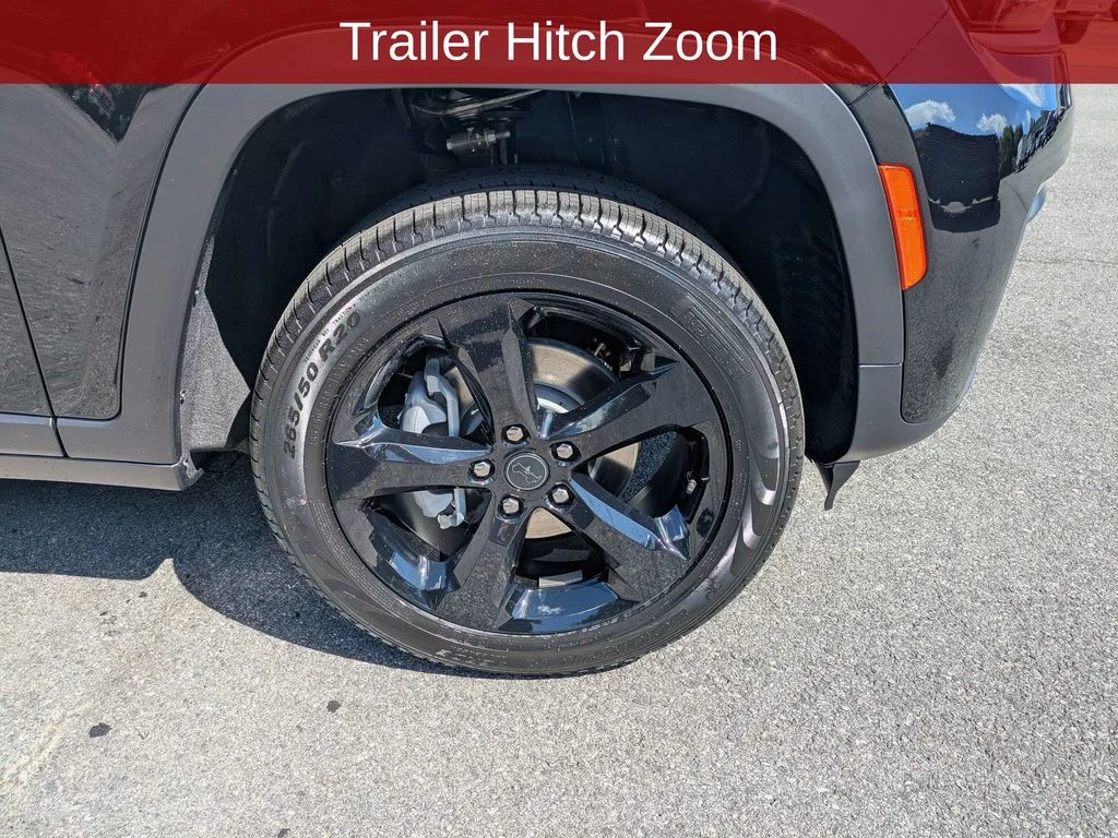 New 2027 High-Gloss Black Paint Jeep Limited image 13