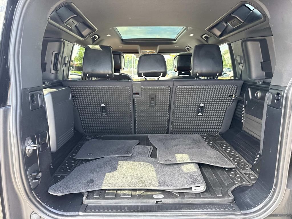 Used 2024 Gray Land Rover X image 15