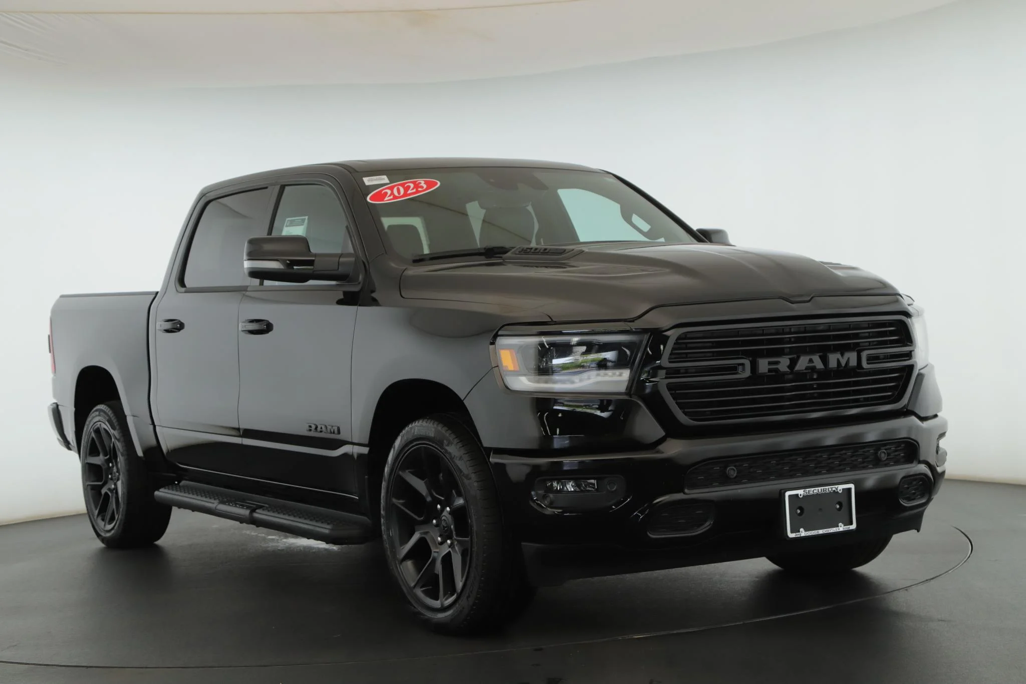 2023 RAM 1500 Laramie 4x4 Crew Cab 5'7's photo