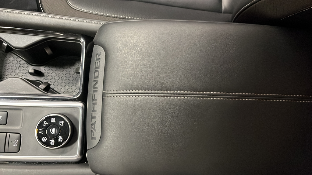 Used 2025 Gun Metallic Nissan SL image 20