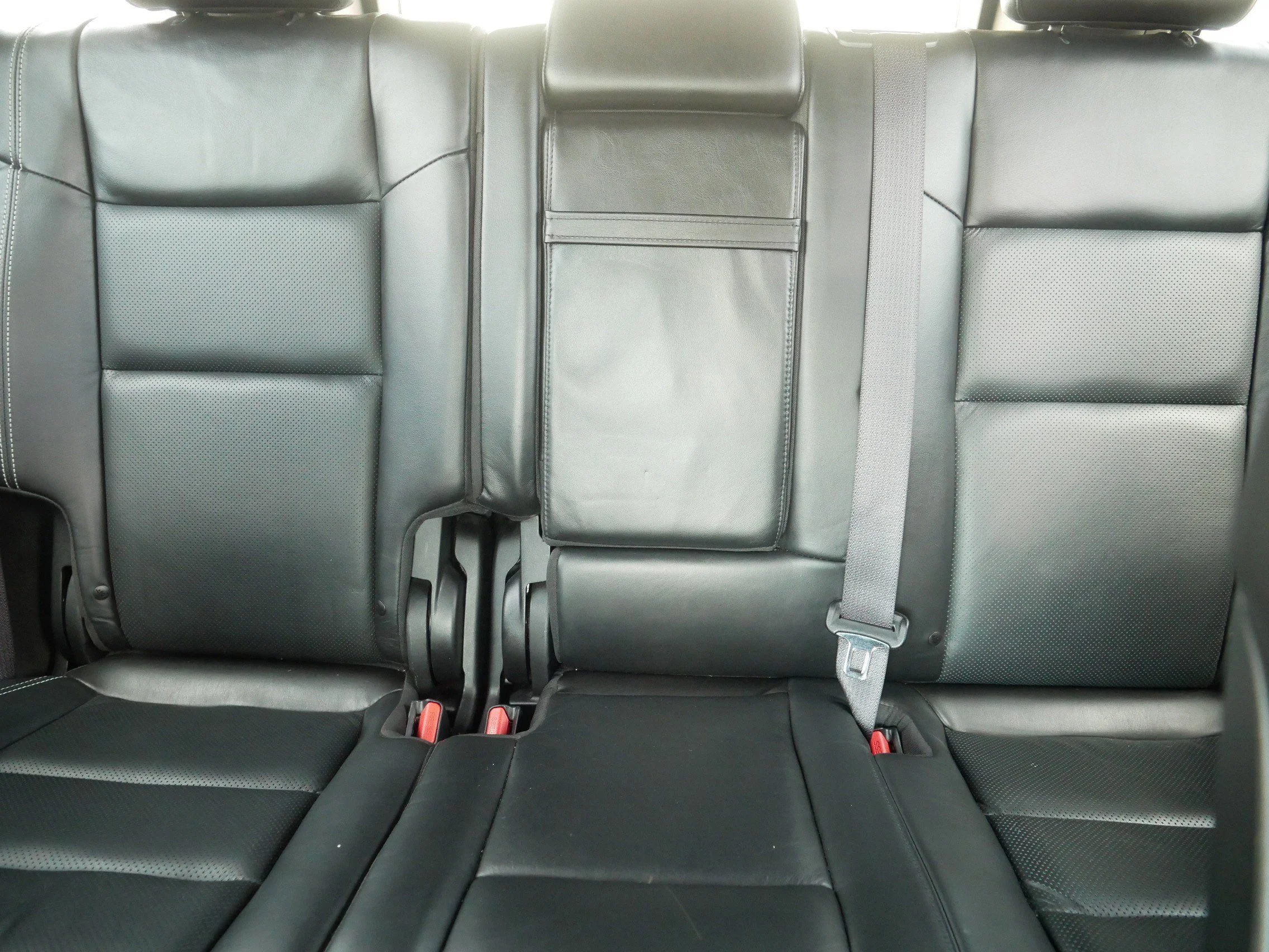 Used 2021 Granite Crystal Metallic Clearcoat Jeep 80th Anniversary image 13