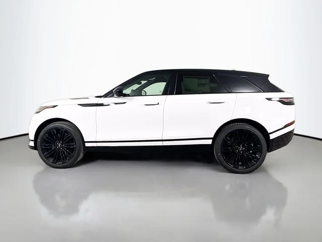 New 2026 Fuji White Land Rover P250 Base image 8
