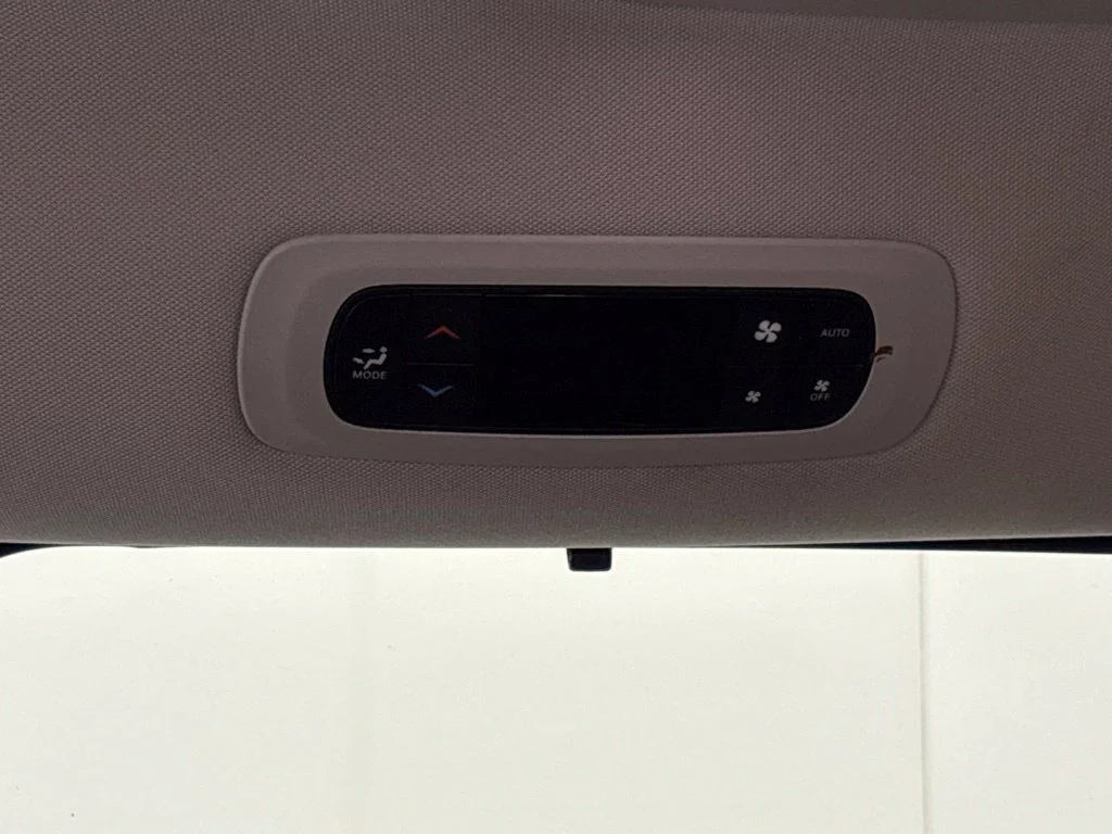 Used 2024 Black Chrysler Touring L image 25