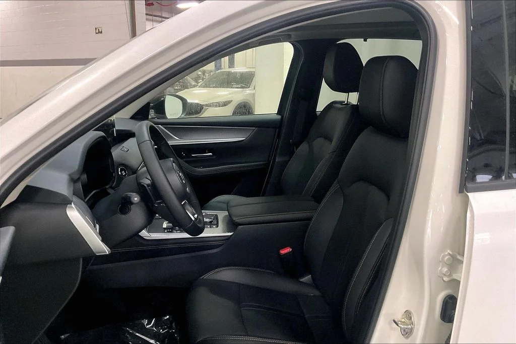 New 2026 Rhodium White Premium Mazda 3.3 Turbo Premium Sport AWD image 9