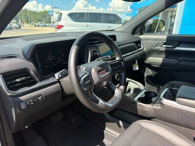 Used 2026 Summit White GMC Elevation image 9