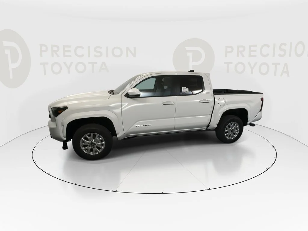 New 2026 Ice Cap Toyota SR5 image 10