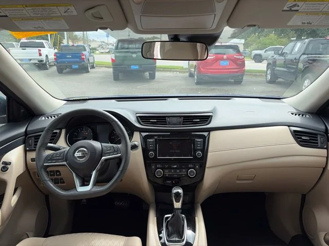 Used 2020 Blue Nissan SV image 25