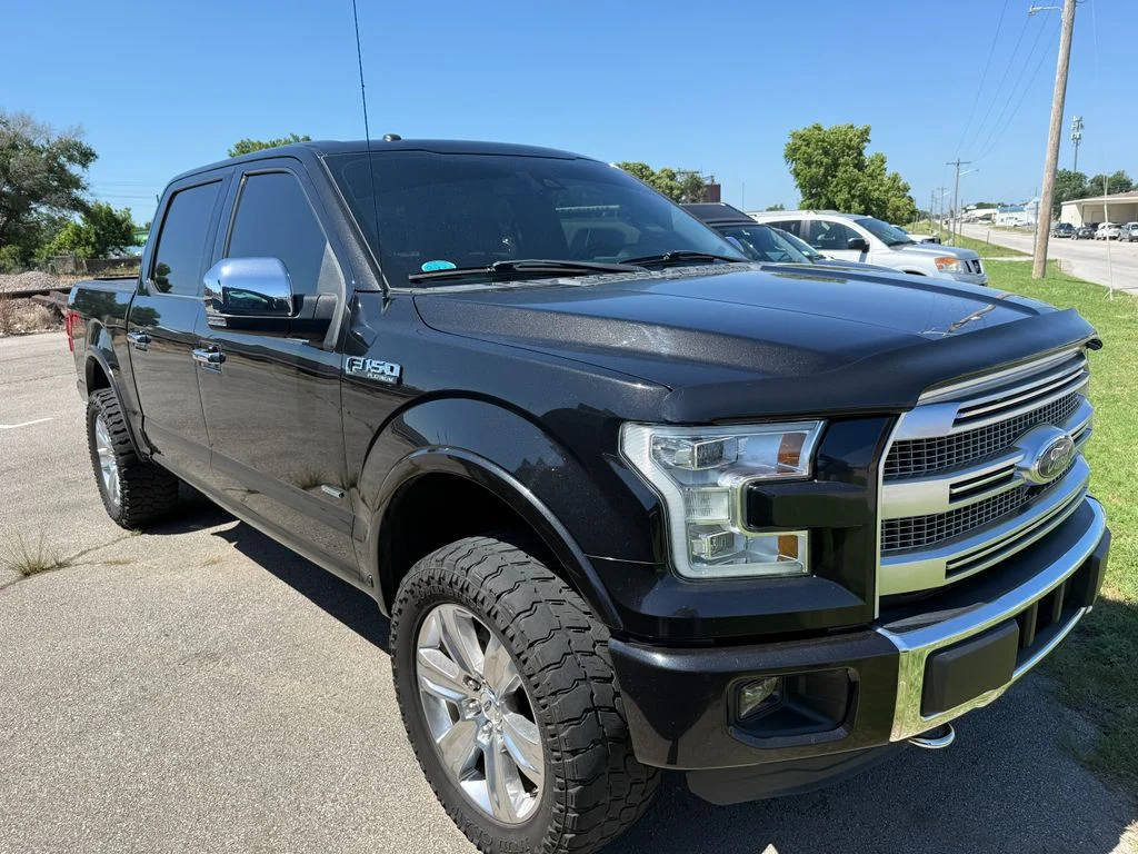 Used 2015 Black Ford Platinum image 21