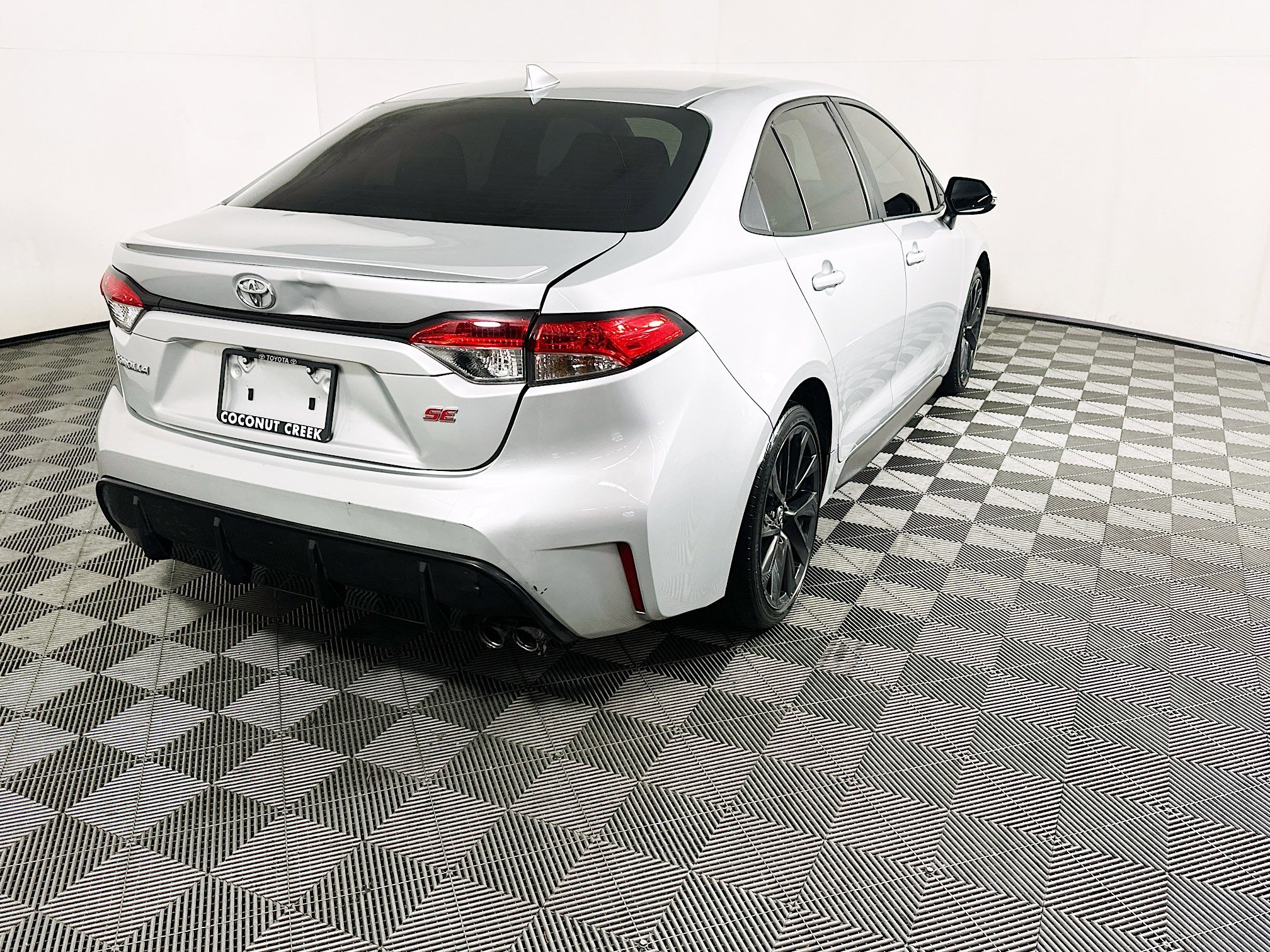 2024 Toyota Corolla thumbnail 5