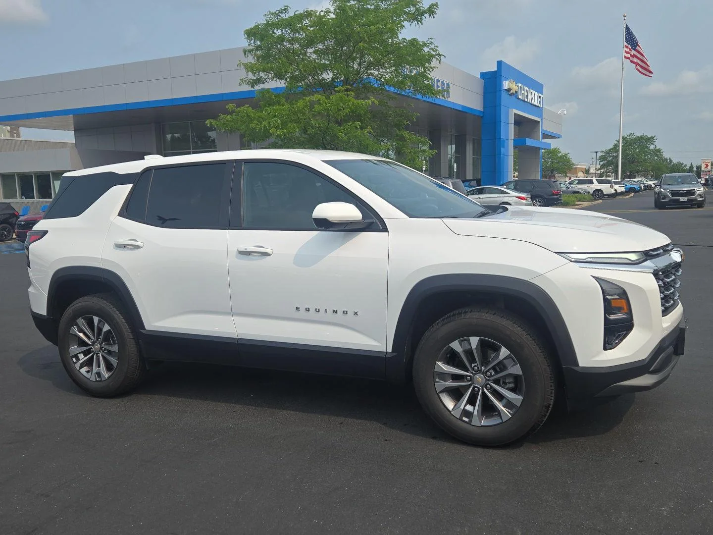 Used 2026 Summit White Chevrolet AWD LT image 1