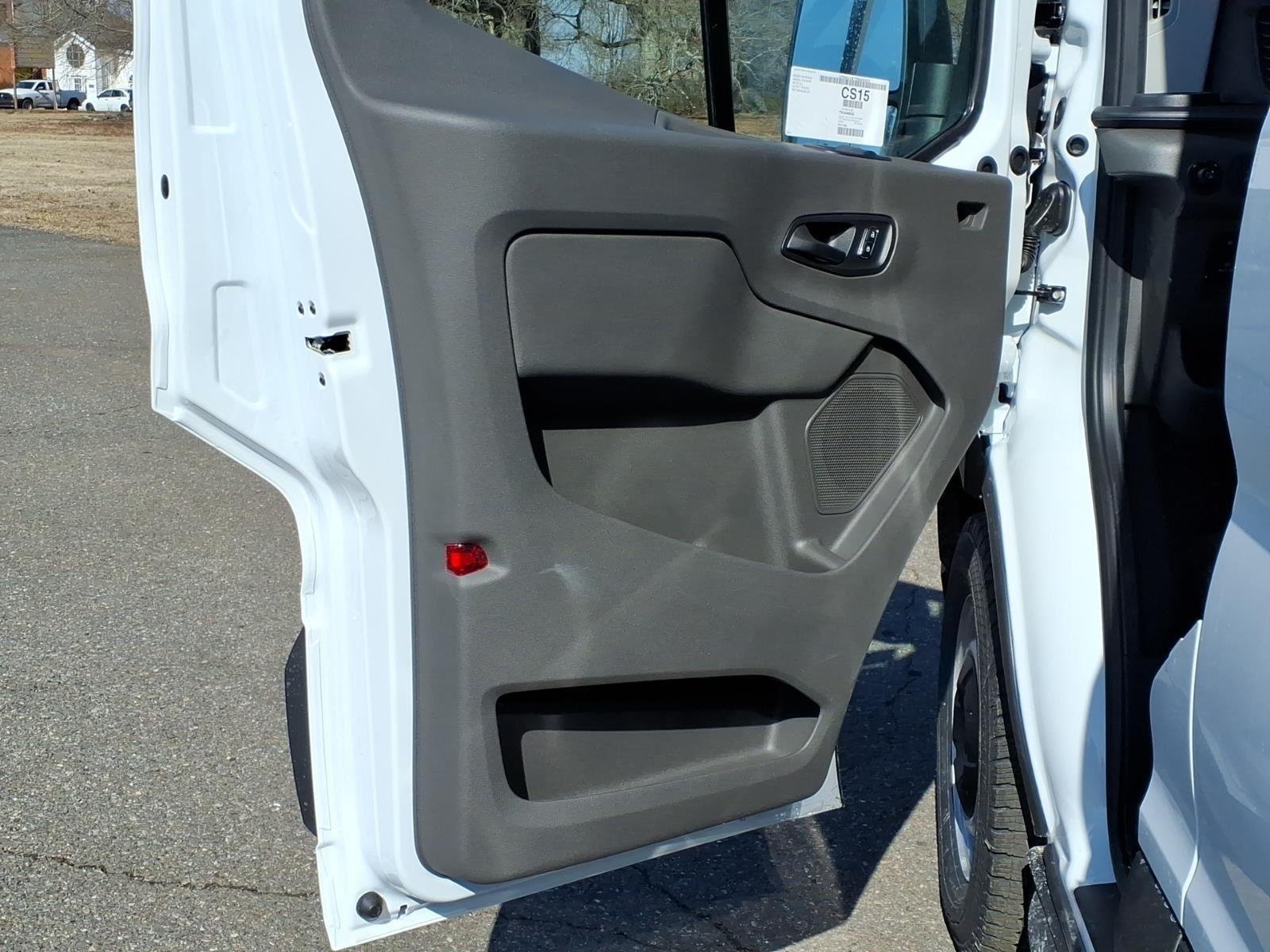 New 2026 Oxford White Ford Cargo Van image 26