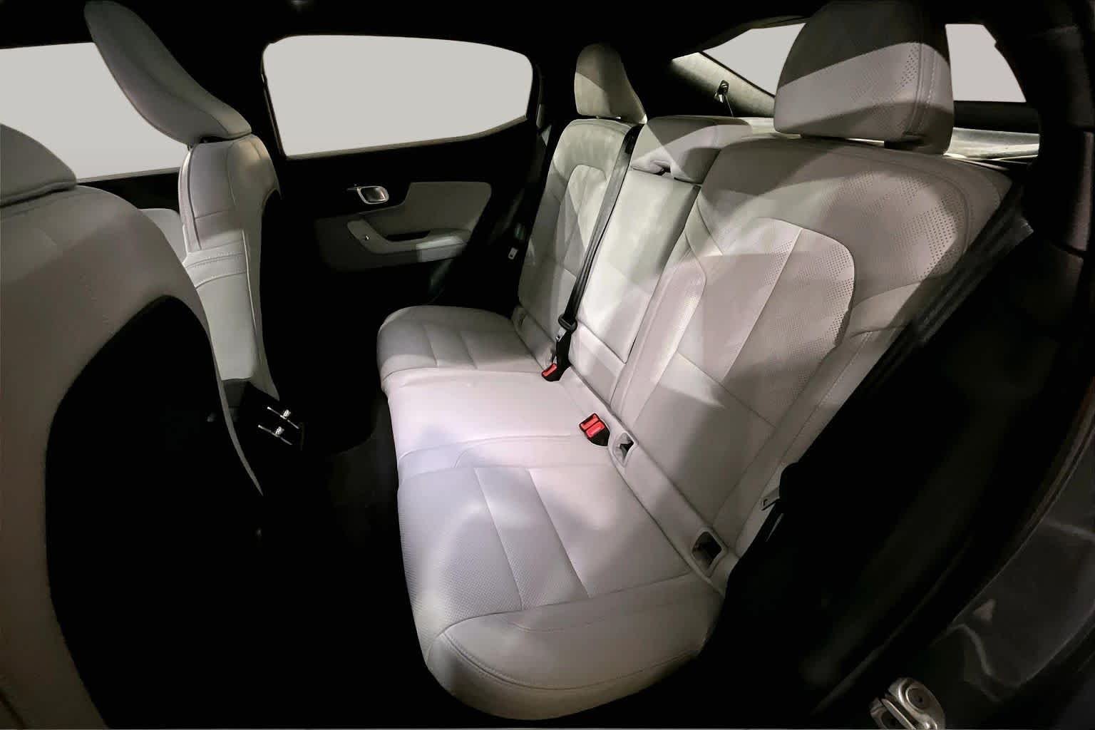 Used 2023  Polestar  image 19