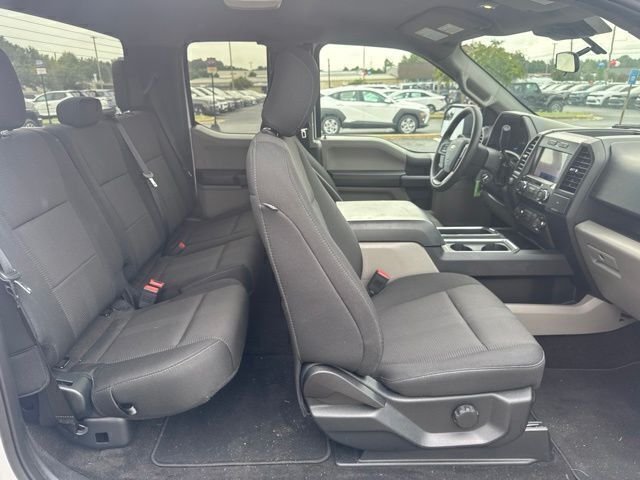 Used 2020 White Ford XL image 21